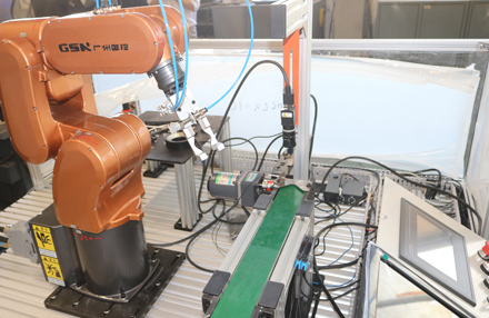 大工件助力式激光打標機 大工件助力式激光打標機